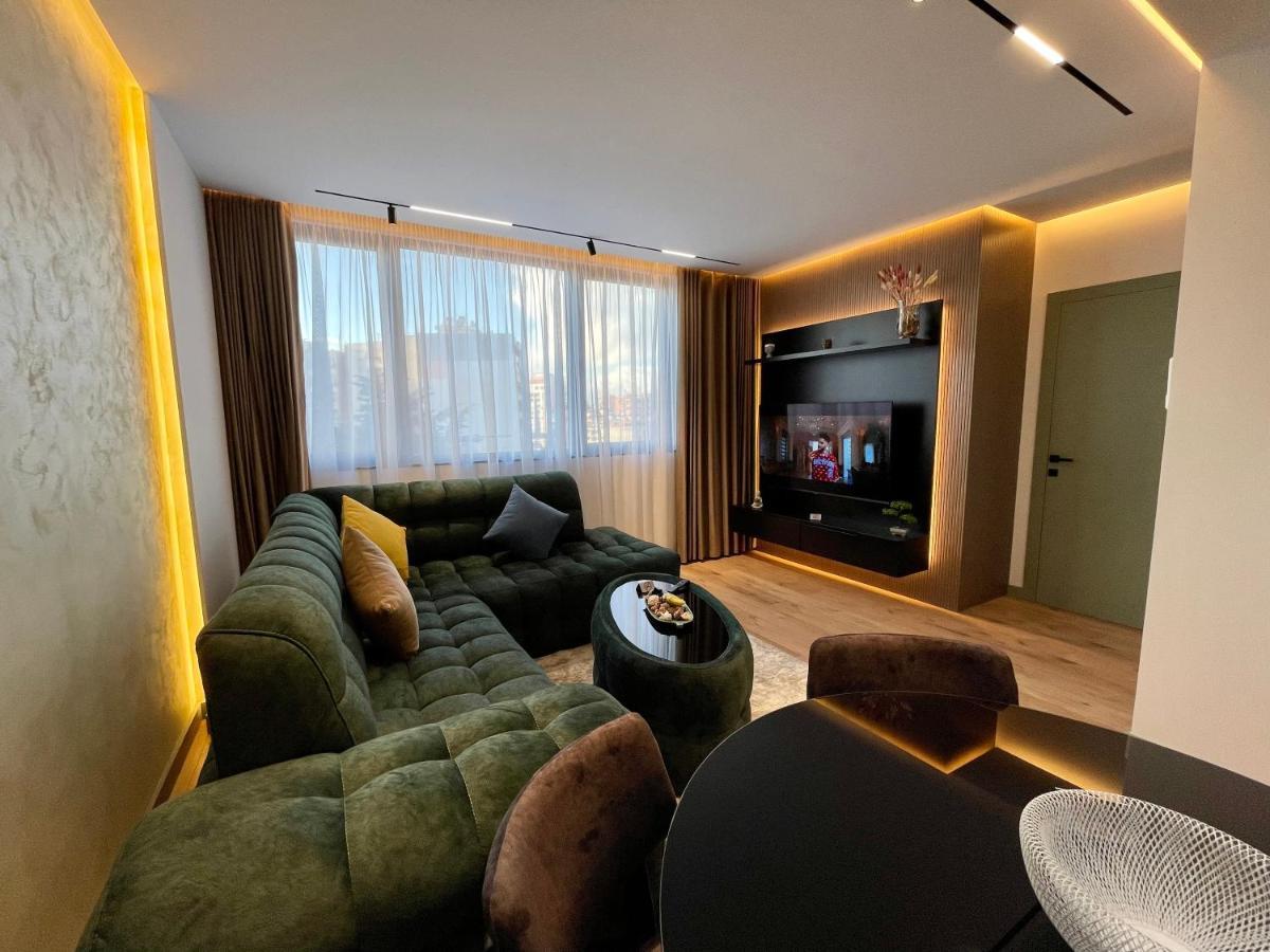 Queens Luxury Apartments Tirana Exterior photo